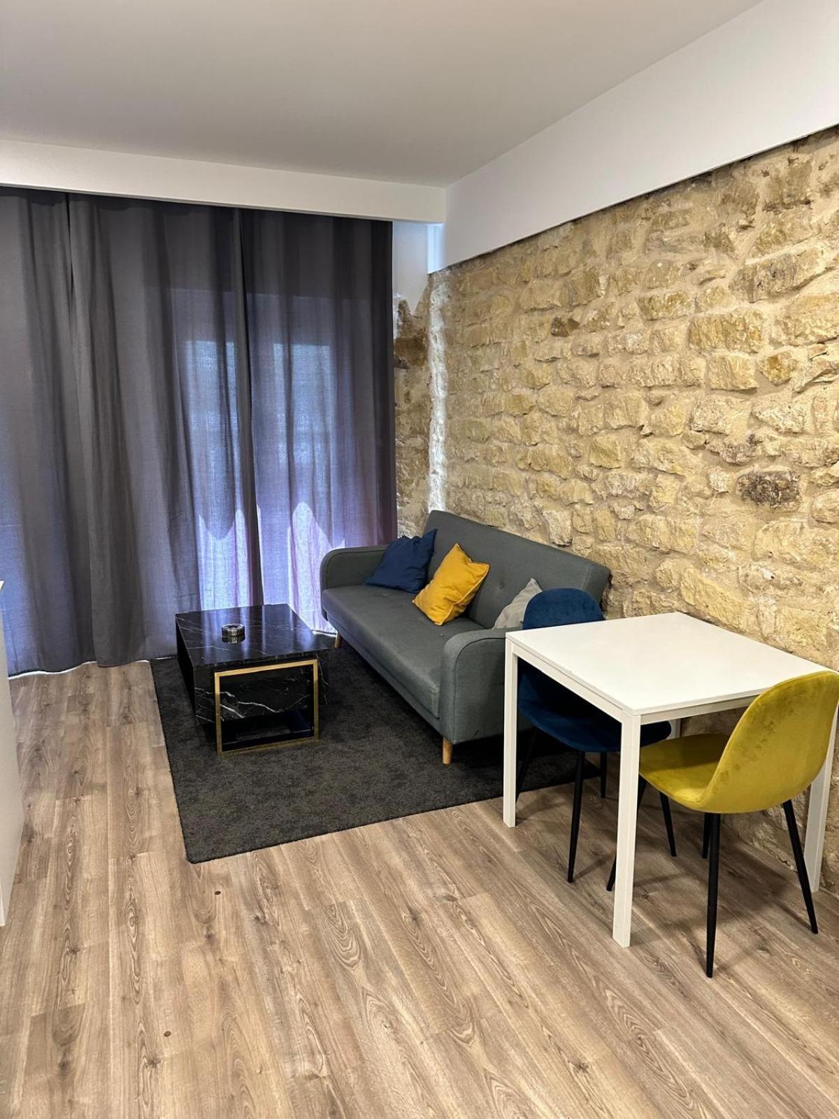 Apartament Lotus *